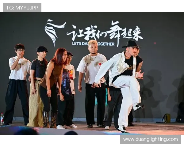 街舞之路：李强分享成功秘诀与成长故事